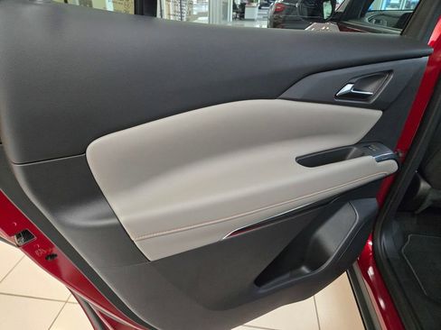 New 2026 Chevrolet Traverse LT image 23