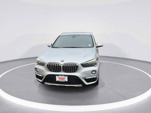 Used 2018 BMW X1 xDrive28i image 3
