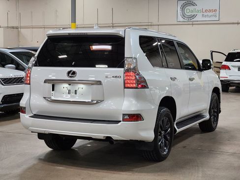 Used 2023 Lexus GX 460 Premium w/ Premium Package image 8