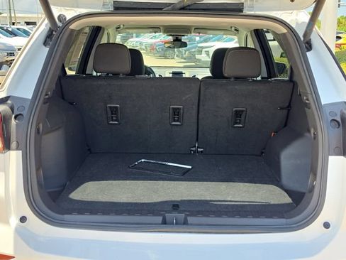 Used 2024 Chevrolet Equinox LT AWD/4WD image 7