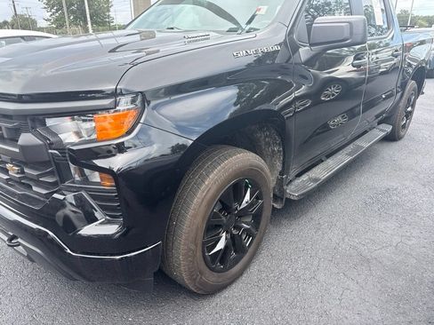 Used 2025 Chevrolet Silverado 1500 Custom RWD image 14