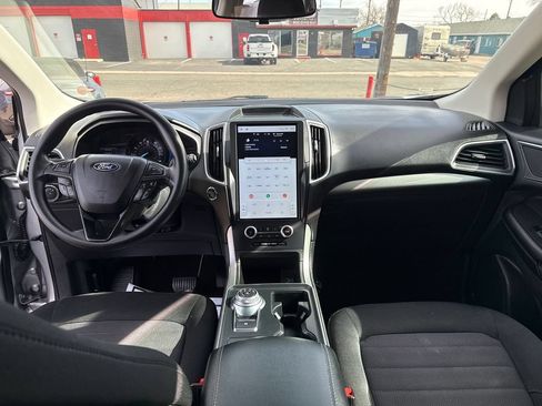Used 2022 Ford Edge SE w/ Black Appearance Package AWD/4WD image 18