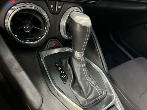 Used 2017 Chevrolet Camaro LT image 17