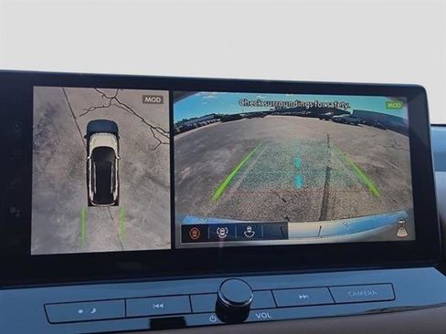 New 2026 Nissan Rogue Platinum image 15