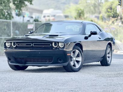 Used 2019 Dodge Challenger SXT