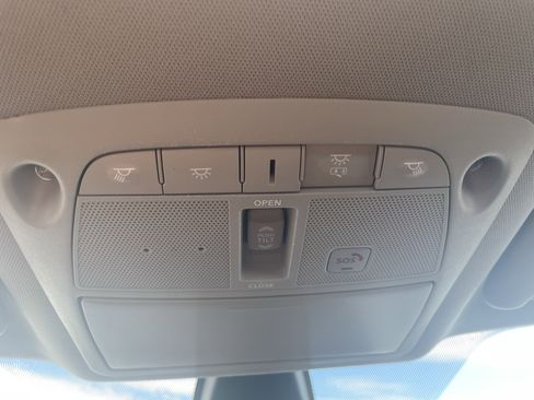 Used 2023 Nissan Maxima SL FWD image 26
