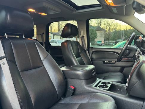 Used 2012 Chevrolet Tahoe LT image 27