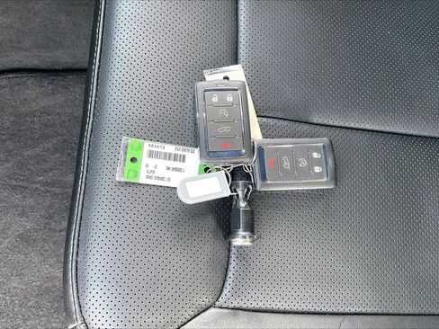 New 2026 Jeep Grand Cherokee L Limited image 34