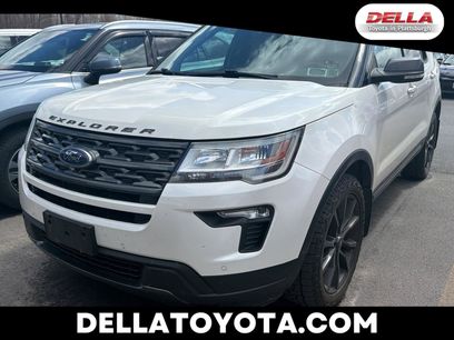 Used 2018 Ford Explorer XLT w/ Equipment Group 202A