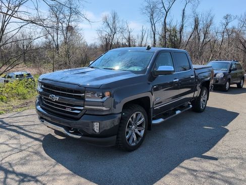 Used 2018 Chevrolet Silverado 1500 LTZ Z71 w/ Centennial Edition image 3