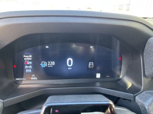 Used 2025 Ford Explorer Platinum w/ LUX Leather Package image 16