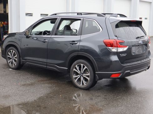 Used 2019 Subaru Forester Limited w/ Popular Package #3 image 8