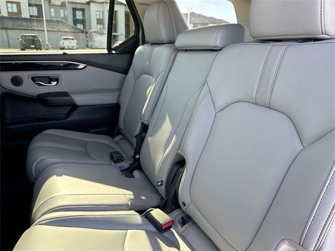 Used 2023 Honda Pilot EX-L image 29