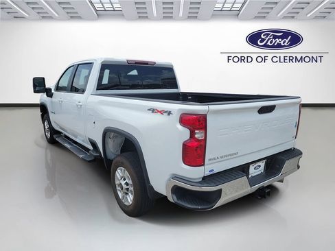 Used 2025 Chevrolet Silverado 2500 LT w/ Convenience Package AWD/4WD image 3