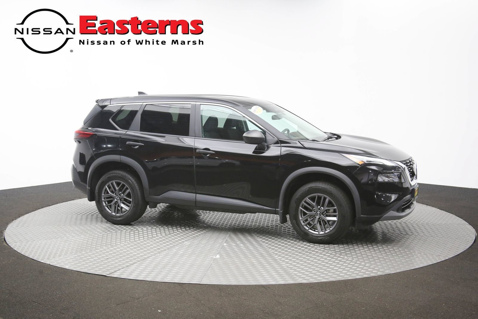 Used 2023 Nissan Rogue S AWD/4WD image 45