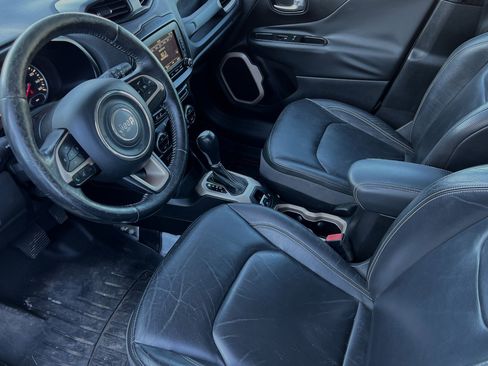 Used 2015 Jeep Renegade Limited image 10