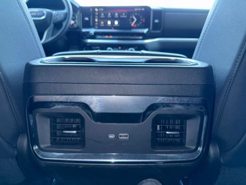 Used 2023 GMC Sierra 1500 Elevation w/ Elevation Premium Package AWD/4WD image 15