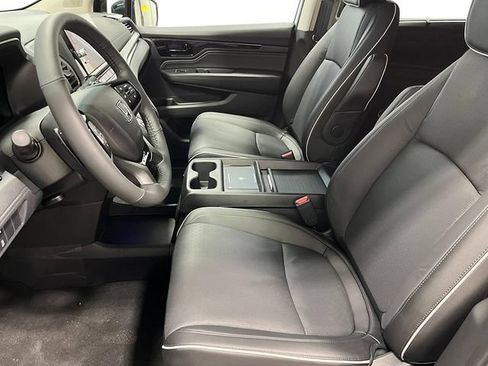 New 2026 Honda Odyssey Elite image 12