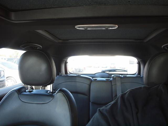 Used 2019 MINI Cooper S w/ Signature Upholstery Package FWD image 12