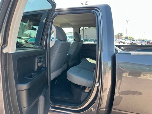 Used 2018 RAM 1500 Express w/ Express Value Package AWD/4WD image 21