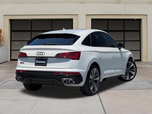 Used 2023 Audi SQ5 Prestige w/ Prestige Package AWD/4WD image 4
