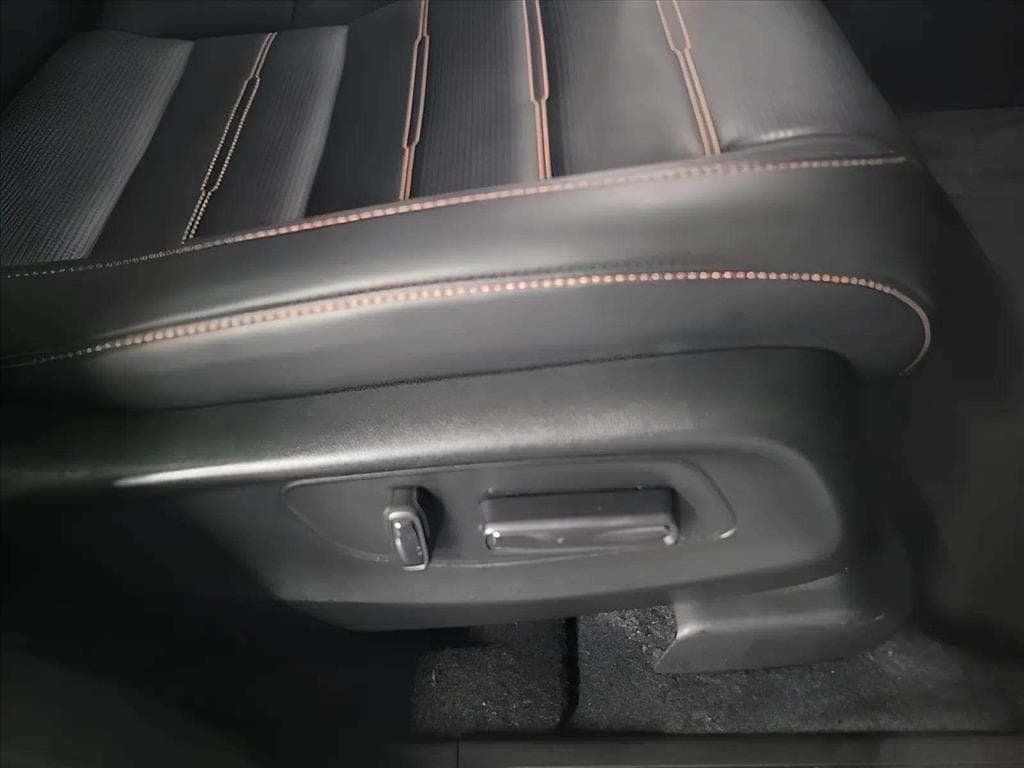 Used 2024 Honda CR-V Sport Touring image 30