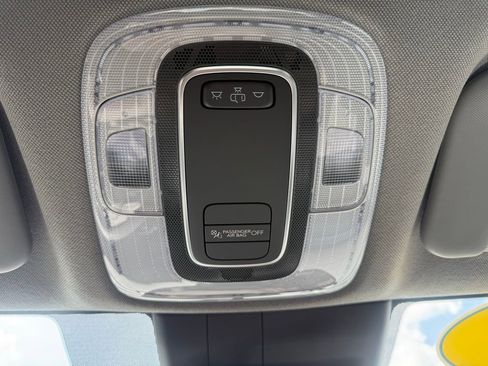 Used 2025 Hyundai Elantra Sport FWD image 26