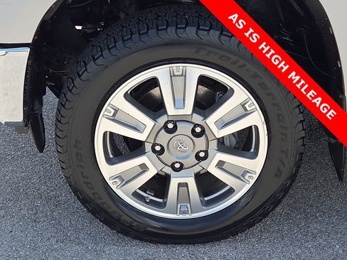 Used 2014 Toyota Tundra 1794 Edition AWD/4WD image 7