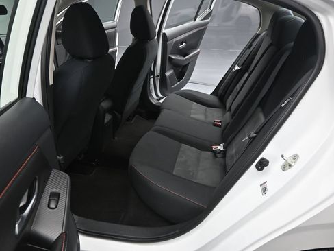Used 2024 Nissan Sentra SR FWD image 18