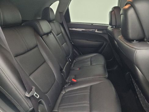 Used 2014 Kia Sorento LX w/ Premium Package FWD image 19