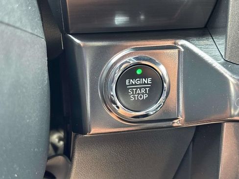 Used 2023 Ford F150 Lariat w/ Equipment Group 502A High AWD/4WD image 37
