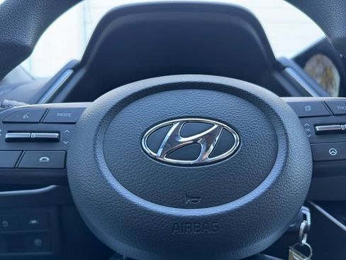 Used 2023 Hyundai Sonata SE w/ Cargo Package image 8