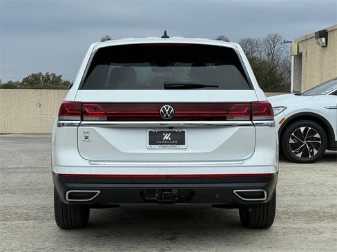 New 2026 Volkswagen Atlas SE image 6