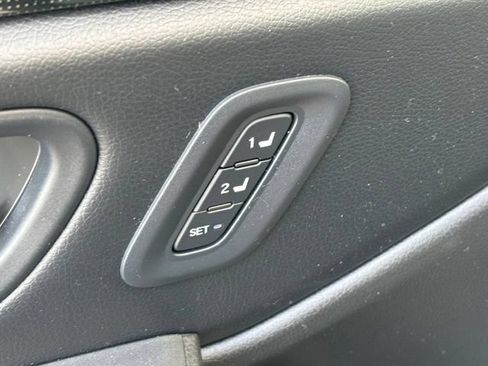 Used 2025 Honda Pilot Elite image 10