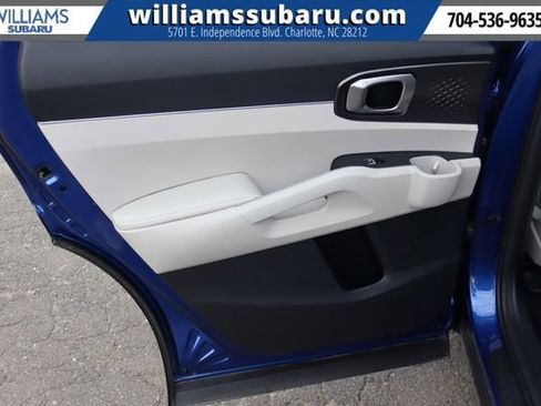 Used 2023 Kia Sorento S w/ Panoramic Sunroof Package image 34