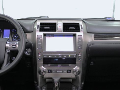 Used 2017 Lexus GX 460 Premium 4D SUV 4WD image 53