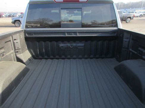 New 2026 GMC Sierra 1500 SLT w/ SLT Premium Plus Package image 7