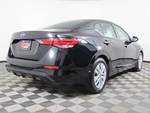 Certified 2025 Nissan Sentra S image 3