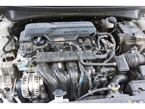 Certified 2025 Hyundai Elantra Sport FWD image 34