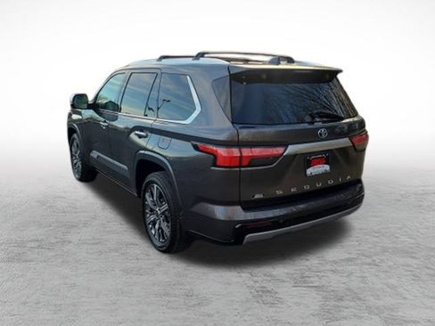 Certified 2023 Toyota Sequoia Capstone image 5