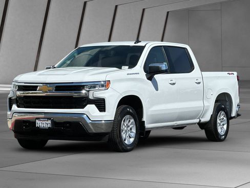 Used 2025 Chevrolet Silverado 1500 LT AWD/4WD image 8