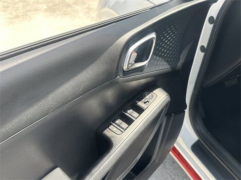 Certified 2022 Kia Soul GT-Line image 22