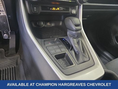 Used 2024 Toyota RAV4 LE AWD/4WD image 21