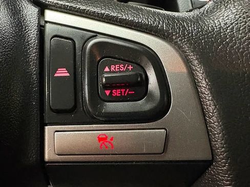 Used 2017 Subaru Crosstrek 2.0i Limited AWD/4WD image 34