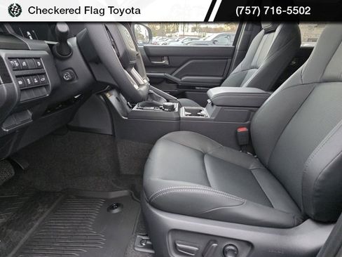 New 2025 Toyota 4Runner Limited image 4