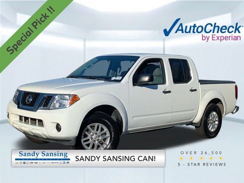 Used 2019 Nissan Frontier SV image 1