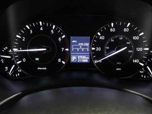 Used 2020 Nissan Armada Platinum w/ Captain's Chairs Package RWD image 37