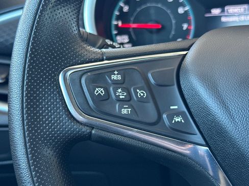 Used 2023 Chevrolet Malibu LT FWD image 34