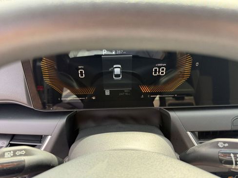 Used 2025 Kia K4 LXS image 39