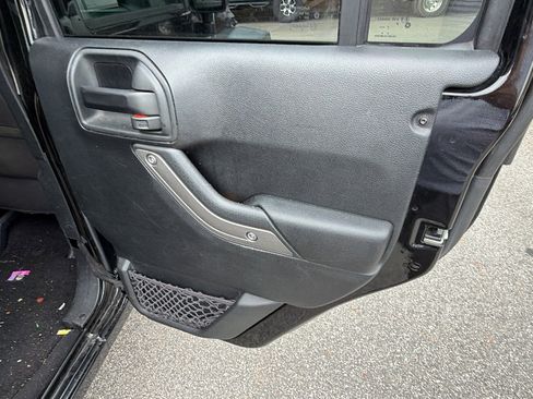 Used 2018 Jeep Wrangler Unlimited Sport S AWD/4WD image 20